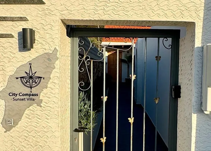 Compass Sunset ヴィラ