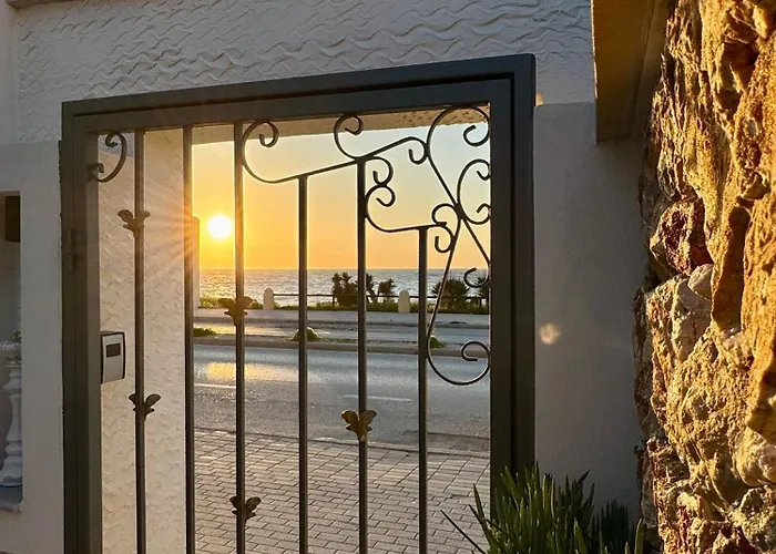 Compass Sunset Vilă